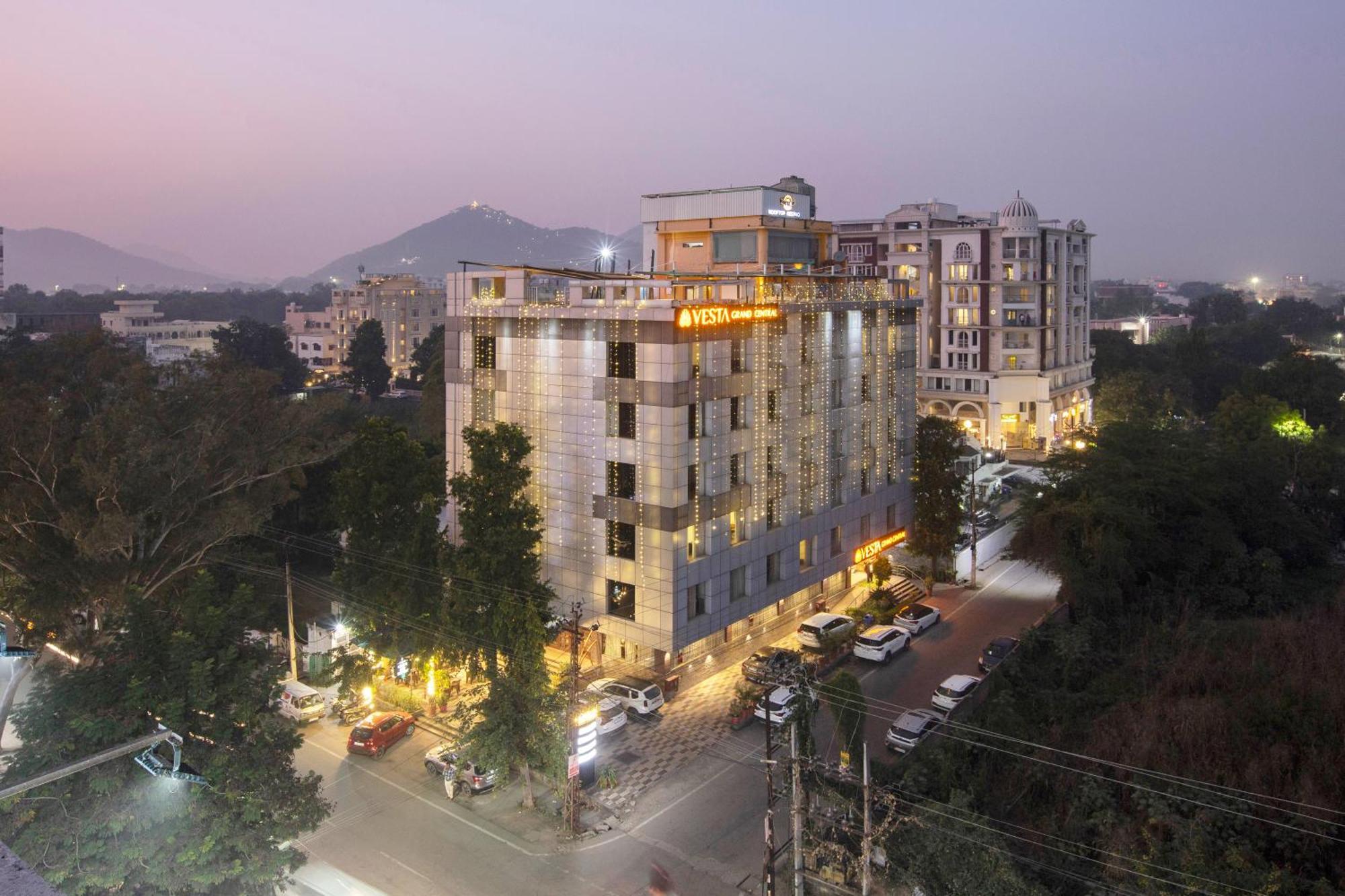 Vesta Grand Central Udajpur Exteriér fotografie